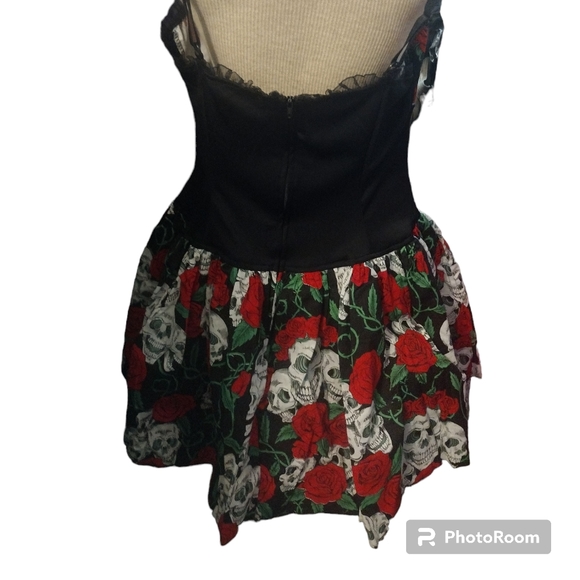 Nwt day of the dead costume - Picture 2 of 3